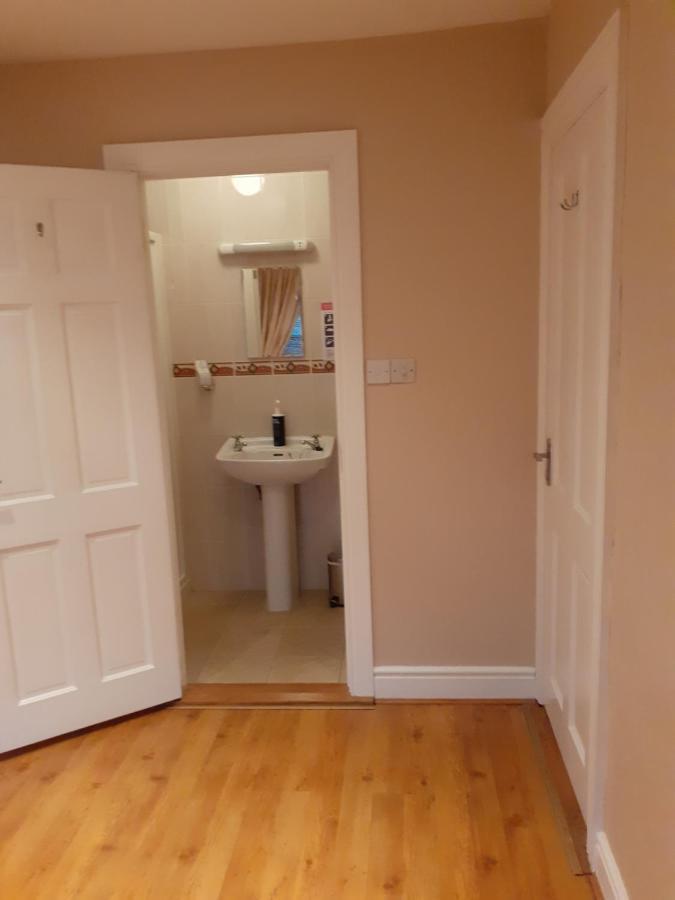 Mels Accomodation Letterkenny Bagian luar foto