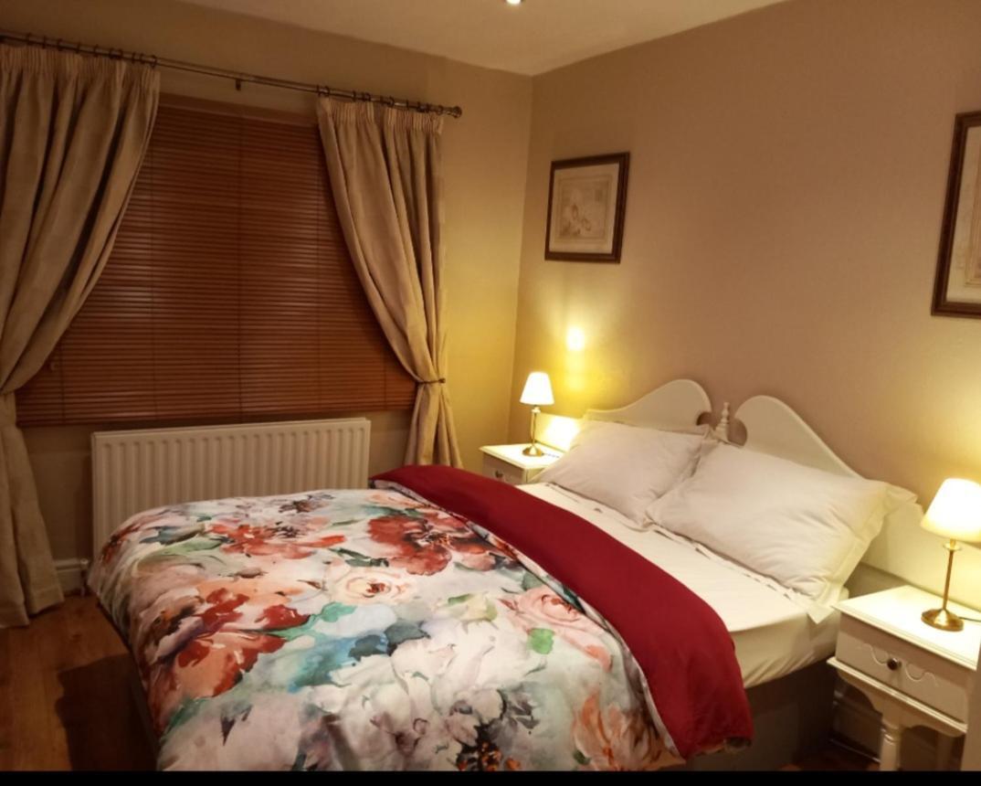 Mels Accomodation Letterkenny Bagian luar foto